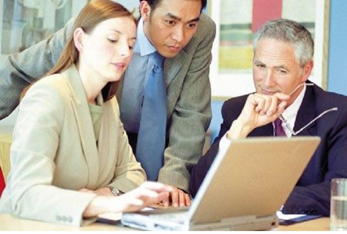 Có nên trở thành nhân viên tư vấn tài chính hay không?