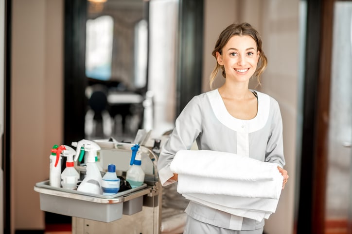 Housekeeping là gì? Tầm quan trọng của bộ phận housekeeping trong khách sạn