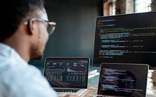 Chuyên viên phần mềm làm gì? Mô tả công việc của Chuyên viên phần mềm