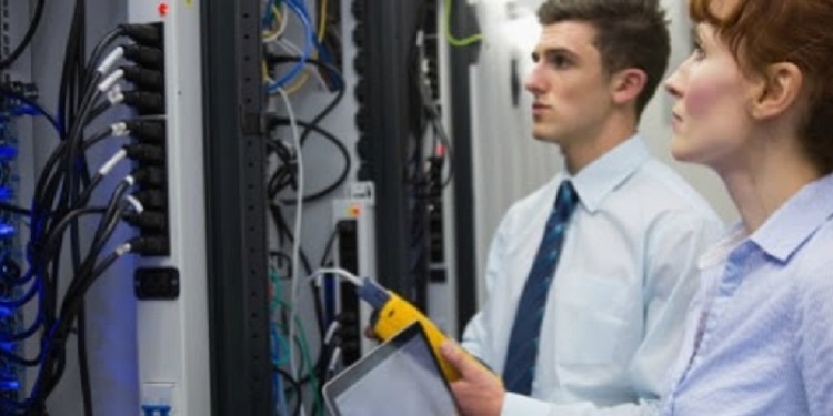 Quản lý kỹ thuật làm gì? Sự khác nhau của 2 nhân viên QLCL và QLKT