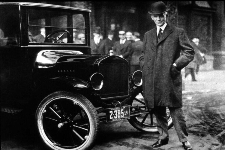 Henry Ford là ai? Học được gì từ cha đẻ của ngành ô tô hiện đại