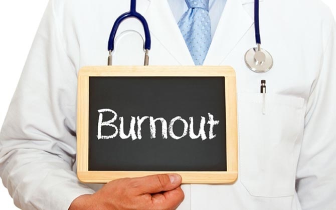 Burnout là gì? Cách giải quyết khi gặp hội chứng Burnout