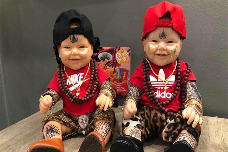 Kumanthong là gì? Những thông tin bí ẩn xung quanh búp bê Kumanthong