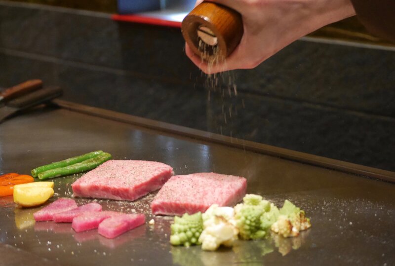 Những món ăn trứ danh từ kỹ thuật Teppanyaki