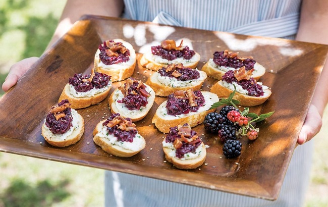 Appetizer là gì? Cách gọi món và phục vụ món khai vị đúng chuẩn nhà hàng