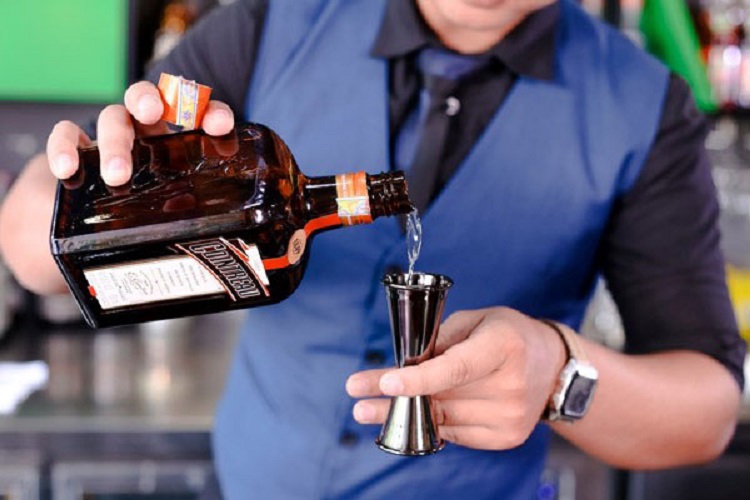 Cocktail Margarita là gì? Công thức pha chế Cocktail Margarita chuẩn nhất