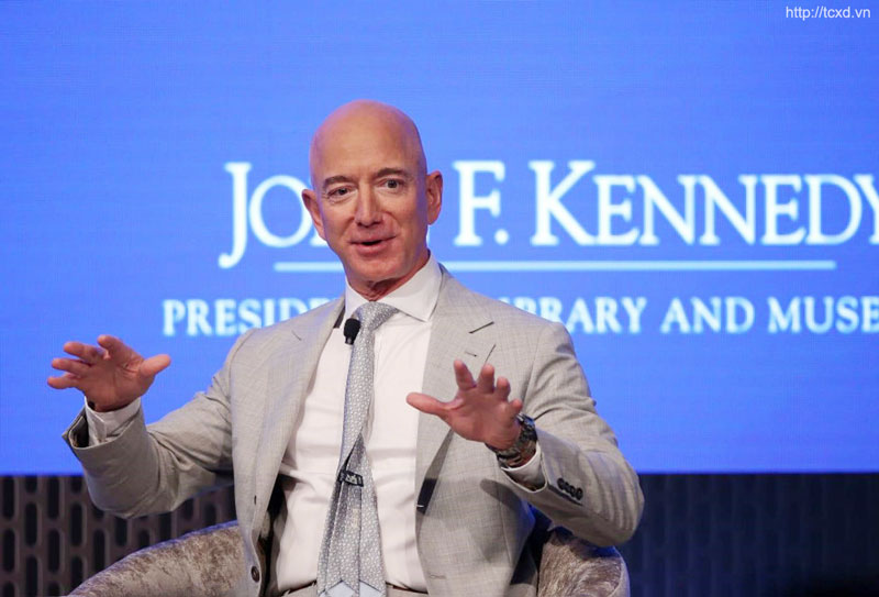 Jeff Bezos là ai? Những câu chuyện đằng sau thành công của ông