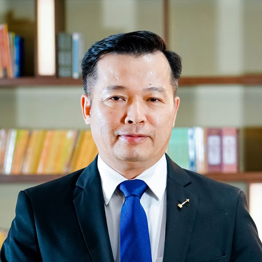 Shark Việt là ai? Vị cá mập khởi nghiệp ở tuổi 40 và nổi tiếng Shark Tank mùa 4