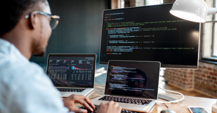 Cách viết và những lưu ý để có một mẫu CV Computer Engineering ấn tượng