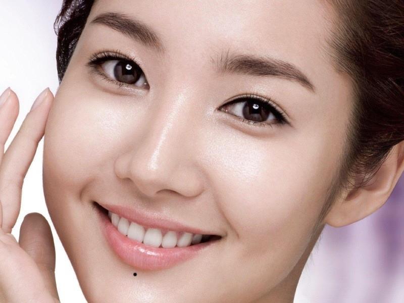 Nhân tướng học: Nốt ruồi ở môi có ảnh hưởng như thế nào đến vận mệnh?