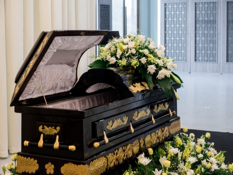 Những thông điệp ẩn chứa đằng sau giấc mơ thấy quan tài là gì?